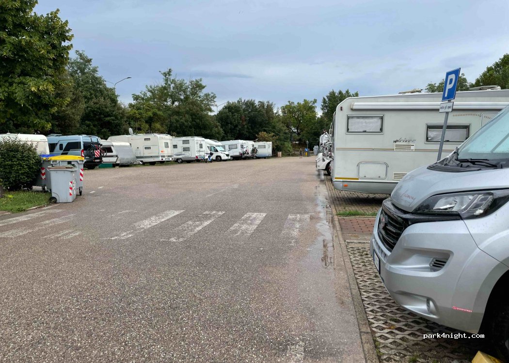 Area sosta Camper Perugia — foto 2