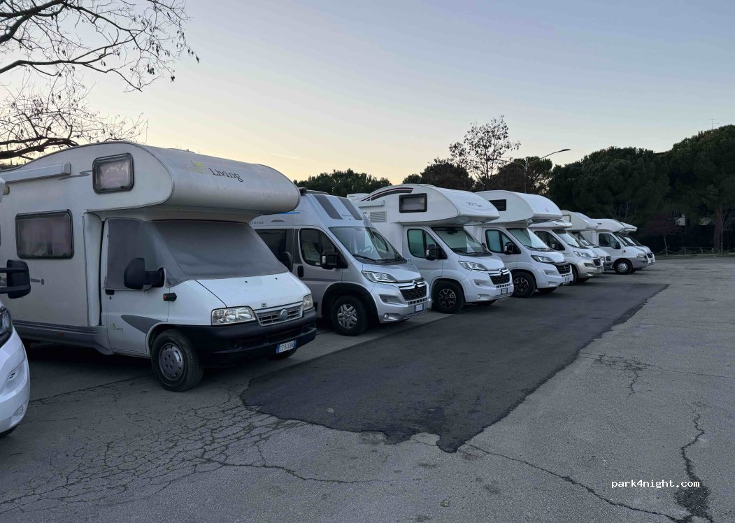 Area sosta Camper Perugia — foto 5