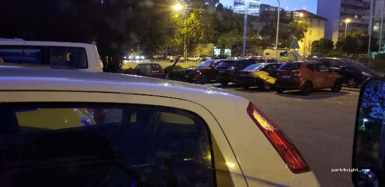 (21000) Split - 20 Pojišanska ulica — foto 2
