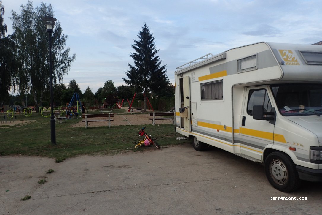 (78-449) Borne Sulinowo - 1A Reja — foto