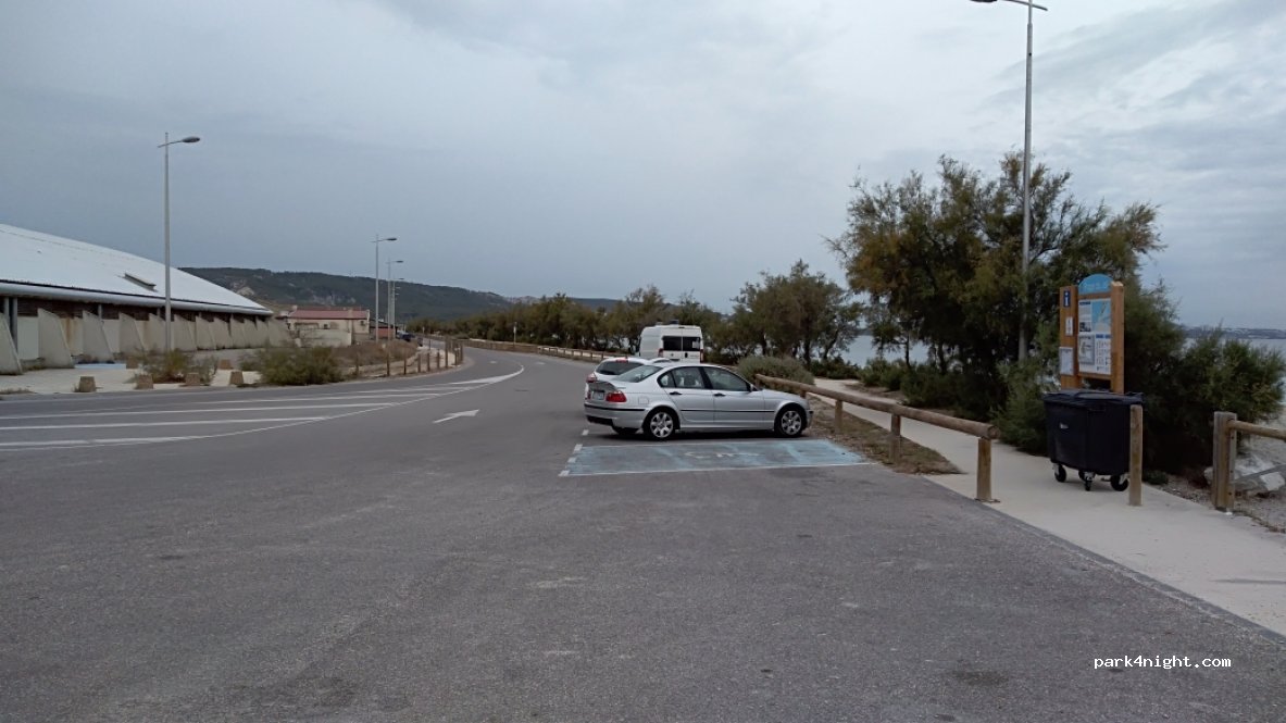 (13220) Châteauneuf-les-Martigues - 77 Route du Jai — foto