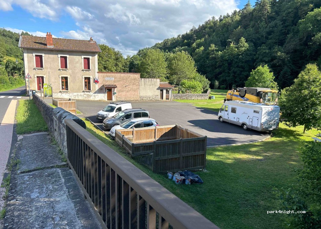 (43230) Vals-le-Chastel - 43230 Le Bourg — foto