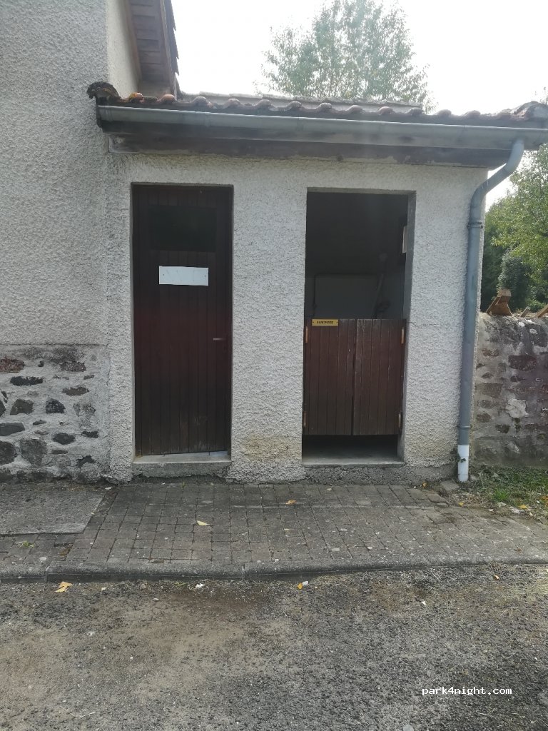 (43230) Vals-le-Chastel - 43230 Le Bourg — foto 4
