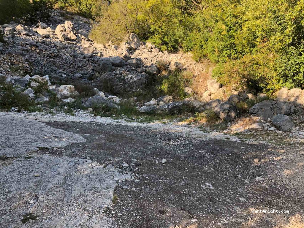 (21255) Zadvarje - Ulica Kraljevac — foto 3