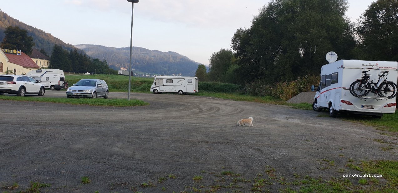 (9360) Friesach - 9360 Sankt Veiter Straße — foto