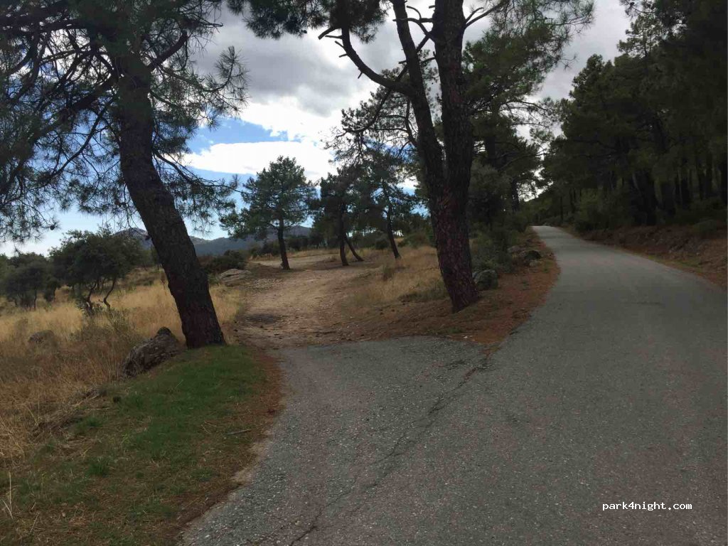 (28200) San Lorenzo de El Escorial - 382 Calle Monte Escorial — foto