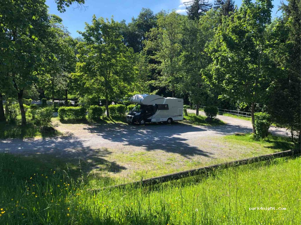 (8340) Hinwil - Höhenstrasse — foto 2