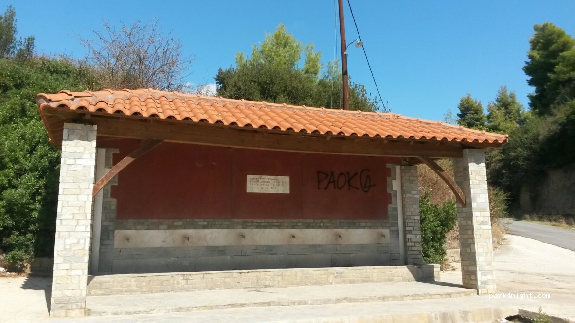(630 88) Νικήτη - Eparchiaki Odos Poligirou-Agiou Nikolaou — foto
