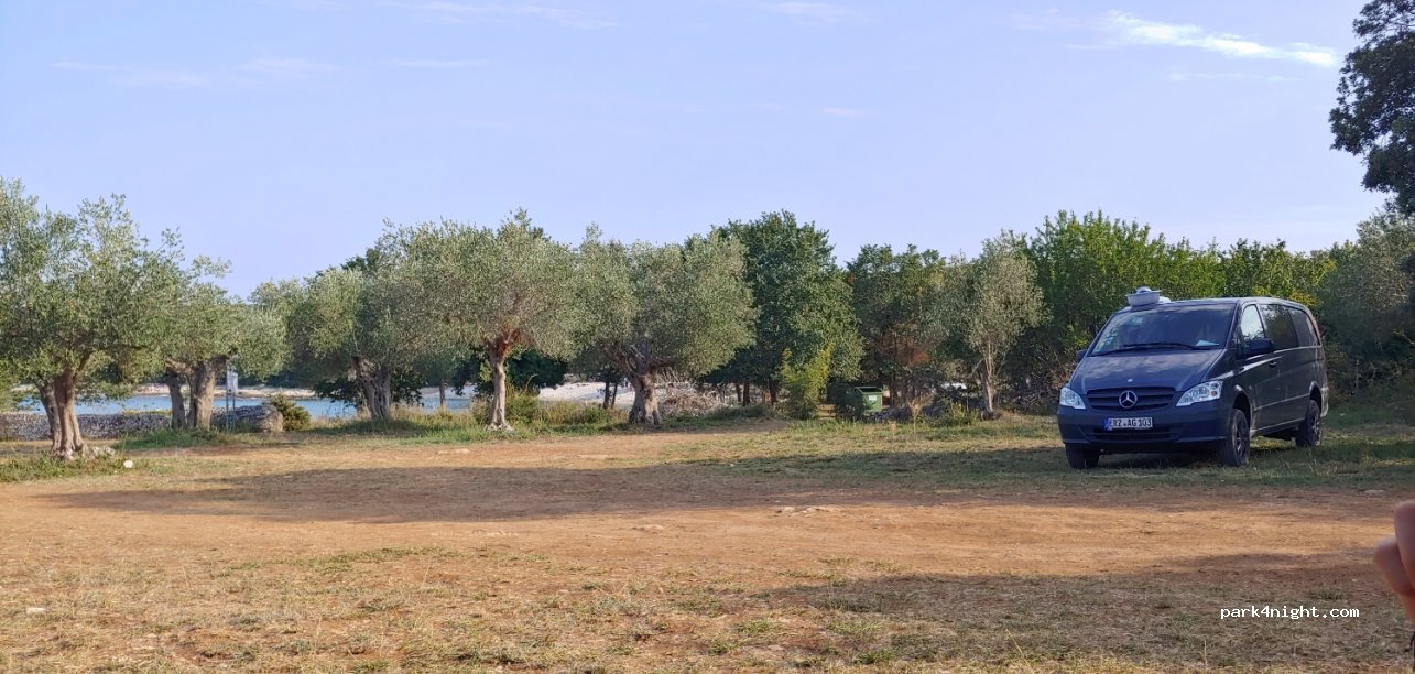 (52210) Rovinj - Unnamed Road — foto