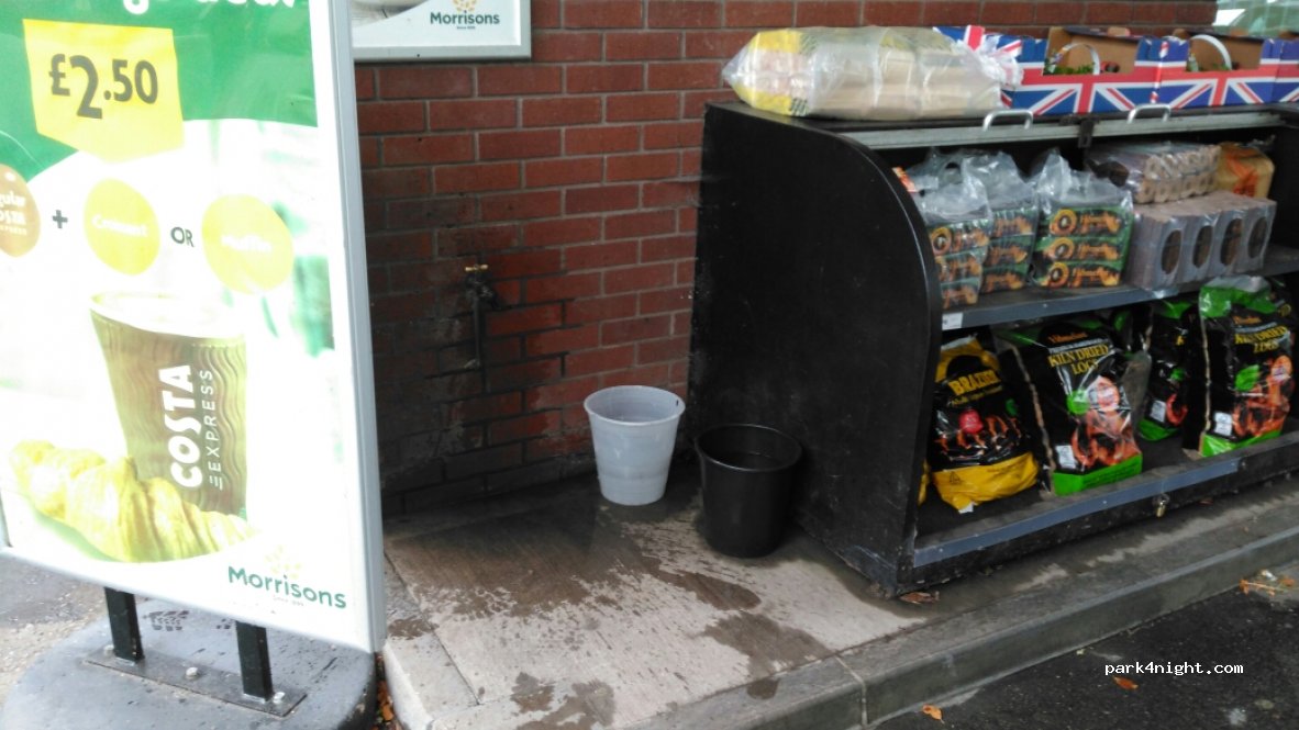 (LD3 7EN)  - 90 Watton — foto