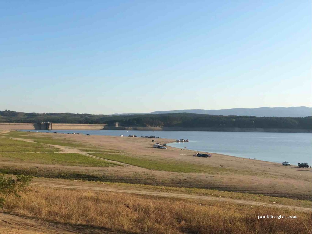 (6137) Koprinka - Unnamed Road — foto