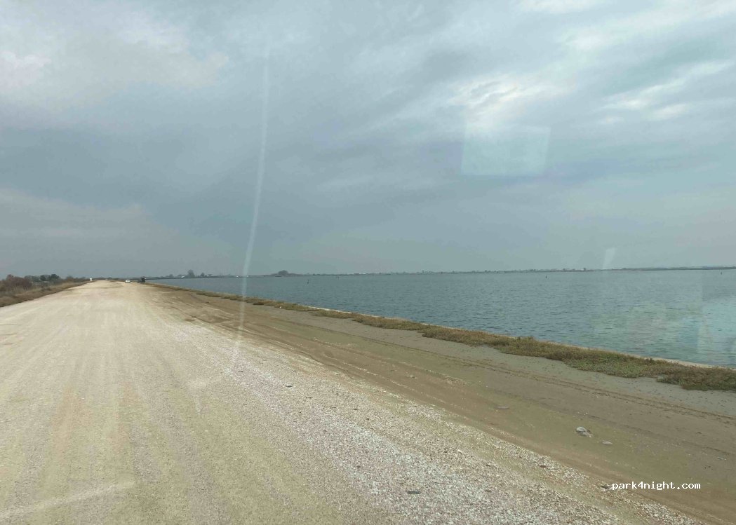 (570 09)  - Unnamed Road — foto 4