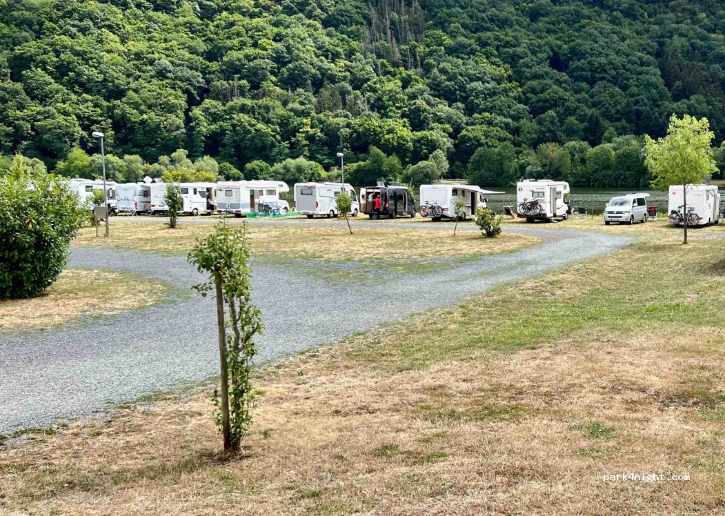 Wohnmobilstellplatz Moselbeach Mehring — foto 2