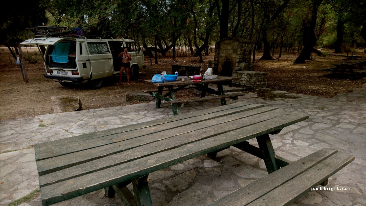 (300 01) Dasos Lesiniou, Iniades - Eparchiaki Odos Etolikou - Astakou — foto 2