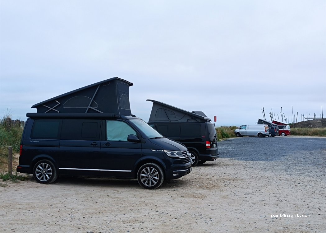 (14470) Courseulles-sur-Mer - Voie des Français Libres — foto 2