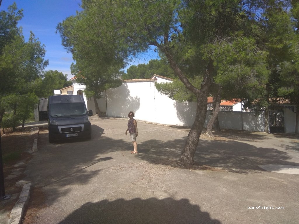(46168) Losa del Obispo - 20A Plaça Poligono 5-O.T — foto