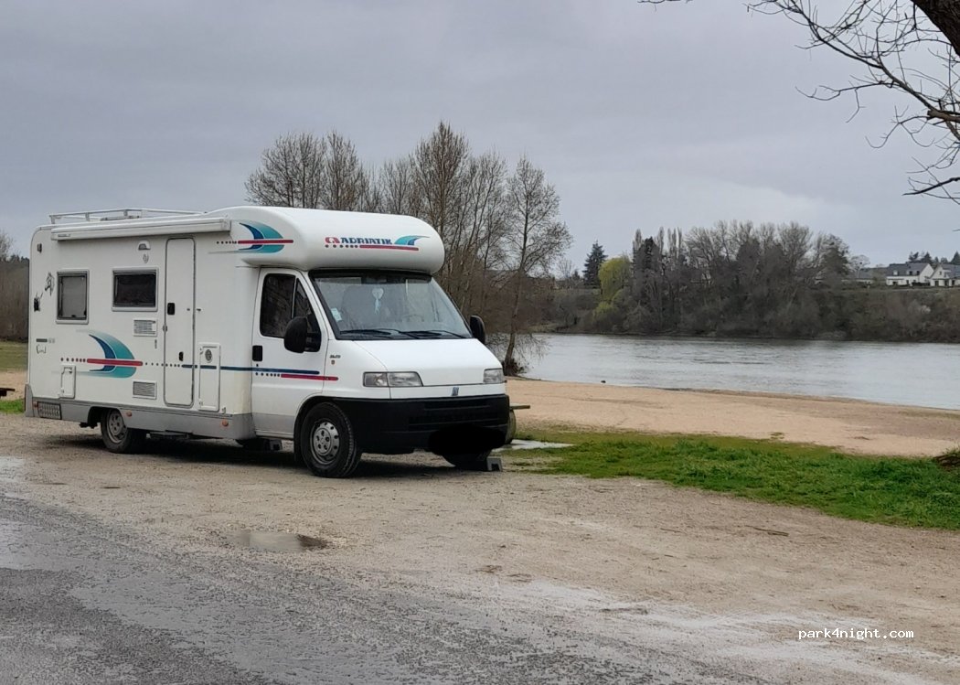 (45150) Jargeau - 28 Boulevard Jeanne d'Arc — foto