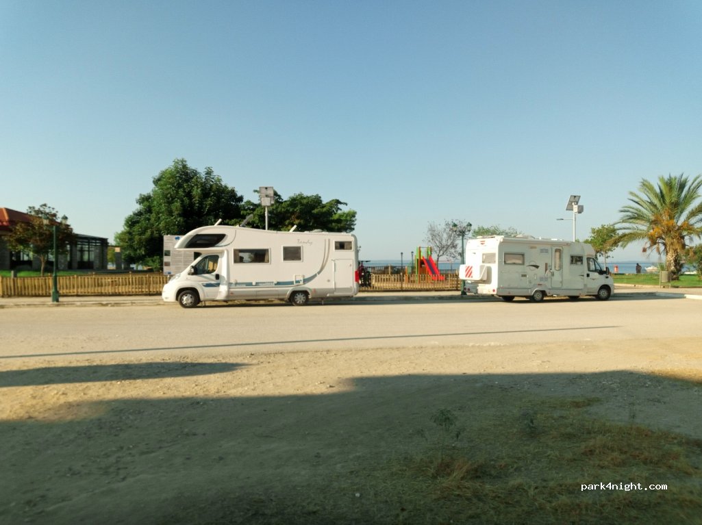 (630 71) Psakoudia - Unnamed Road — foto