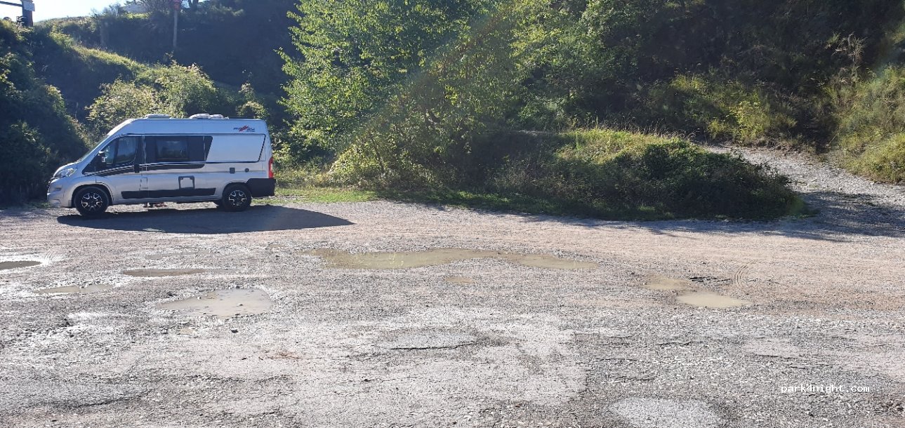 (06500) Peille - Route du Col des Banquettes — foto 2