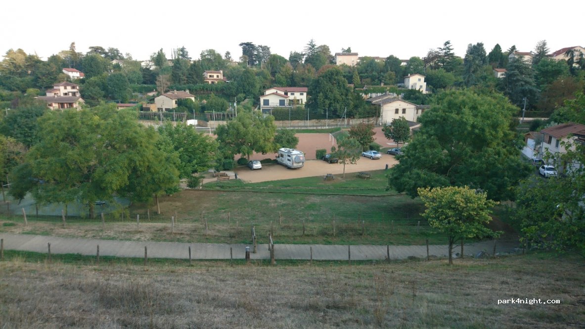 (69250) Curis-au-Mont-d'Or - 91 Impasse du Stade — foto 3