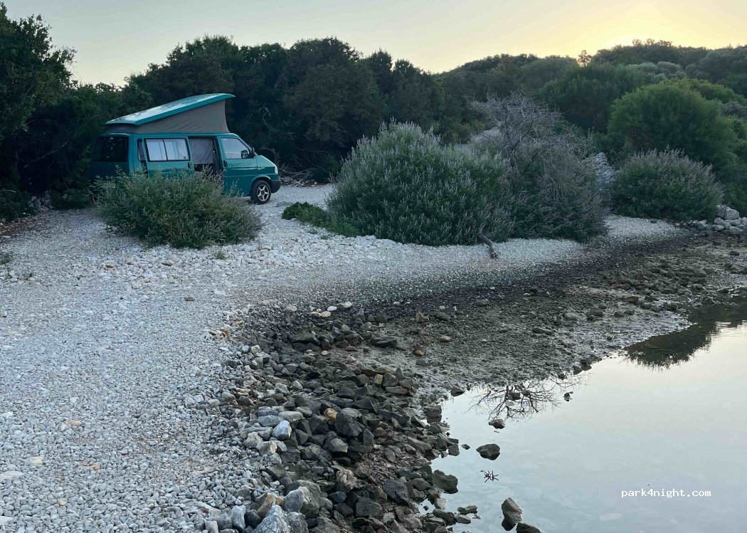 (51554) Nerezine - Unnamed Road — foto 5