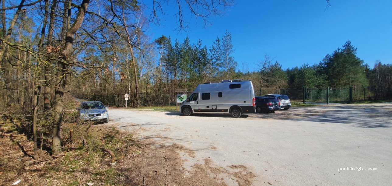 Parkplatz Weißenseelinie — foto