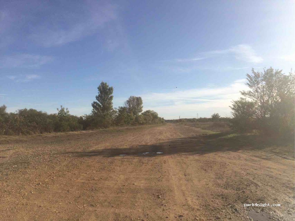 (30800) Saint-Gilles - Unnamed Road — foto