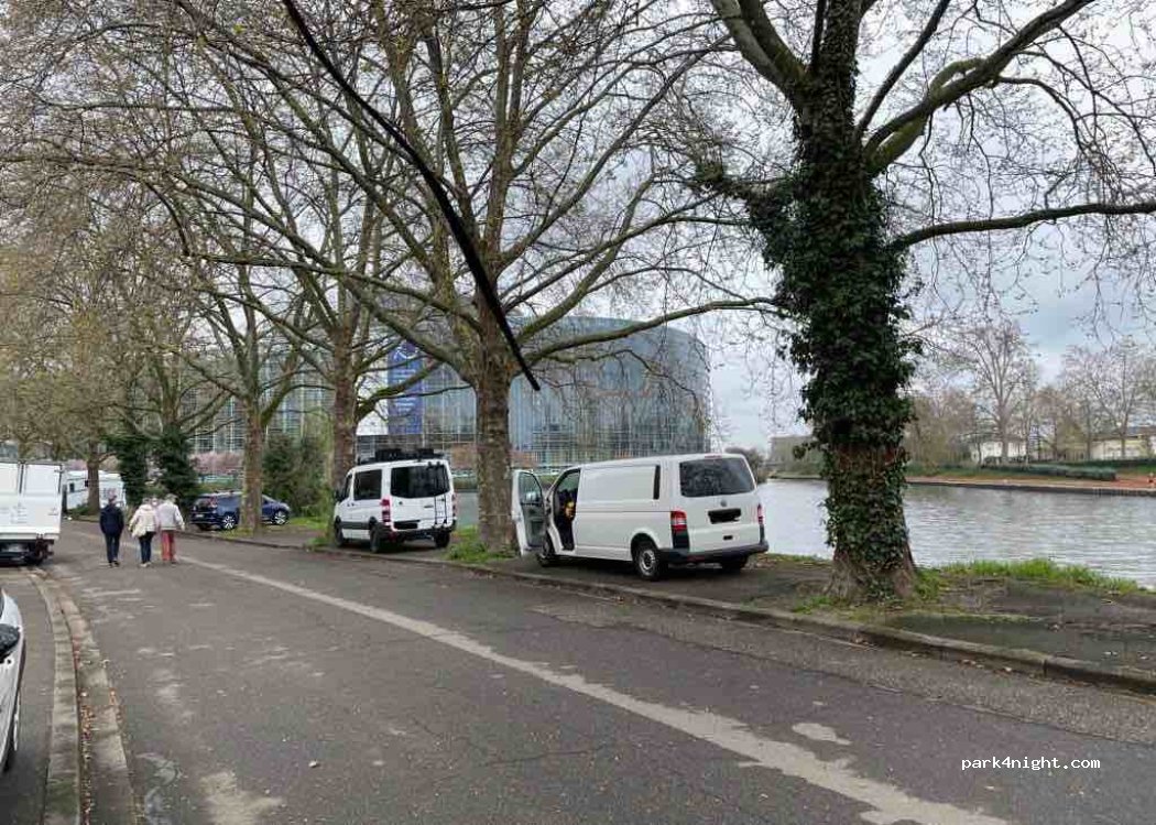 (67000) Strasbourg - 2 Parc de l'Orangerie — foto