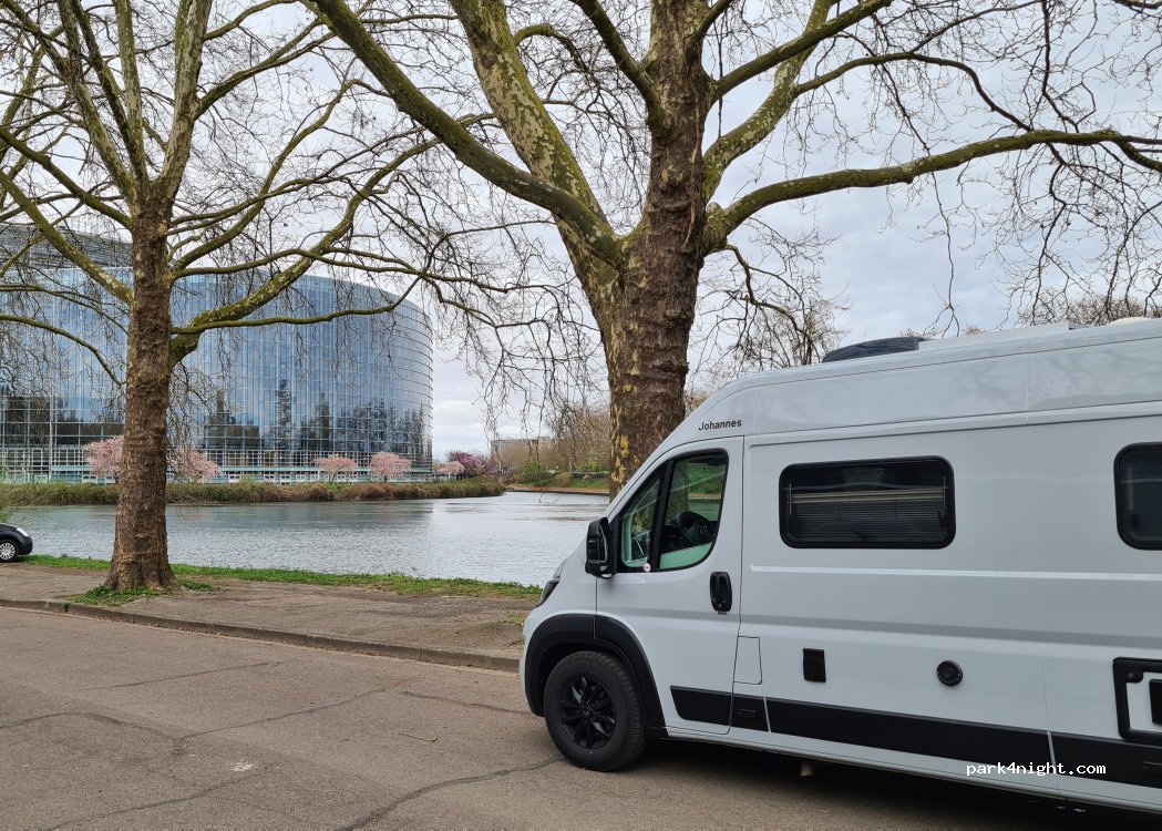 (67000) Strasbourg - 2 Parc de l'Orangerie — foto 5