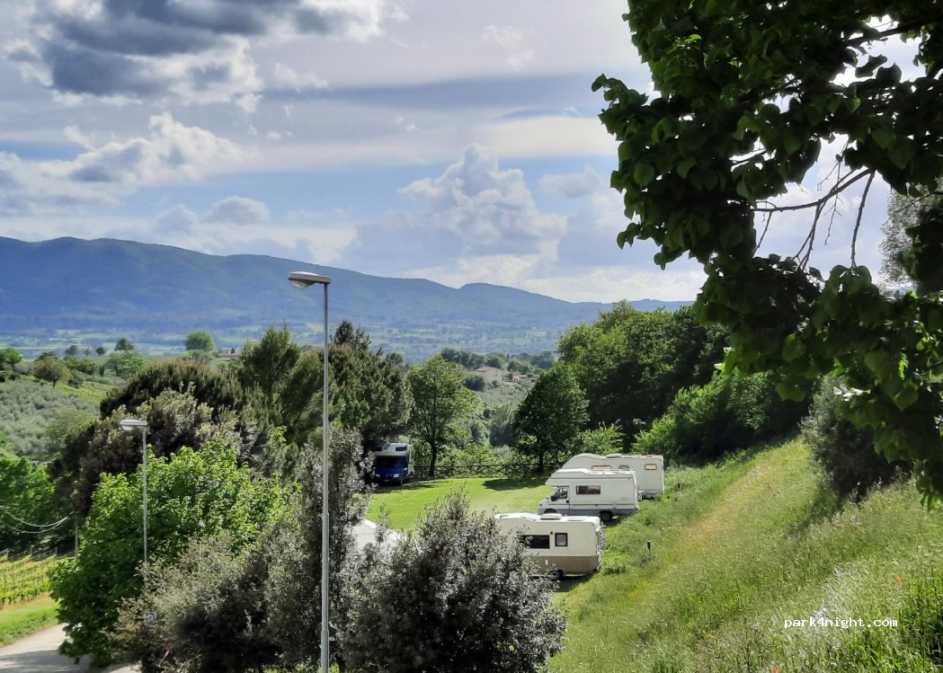 Area sosta camper Montefalco — foto 4