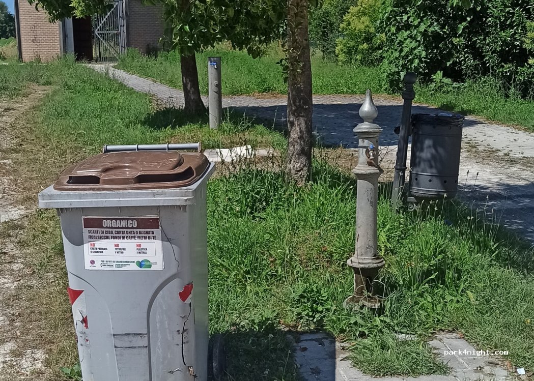 Area di Sosta Comunale Bevagna — foto 3