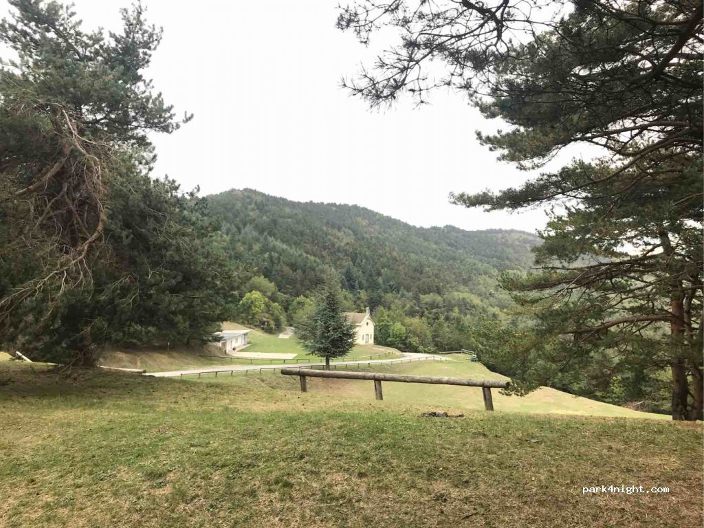 (18026) Armo - Unnamed Road — foto