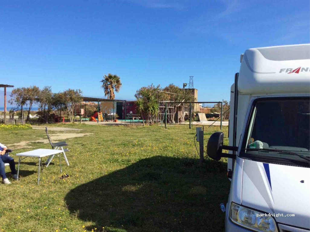 Area Sosta Camper Reitano — foto 2