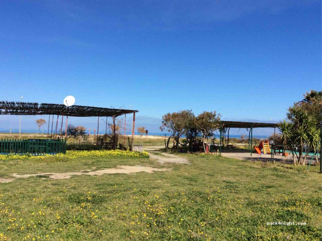 Area Sosta Camper Reitano — foto 3