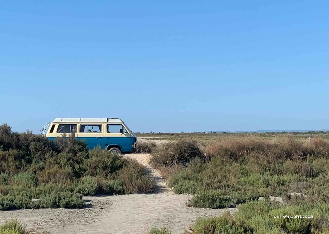 (13460) Saintes-Maries-de-la-Mer - Unnamed Road — foto