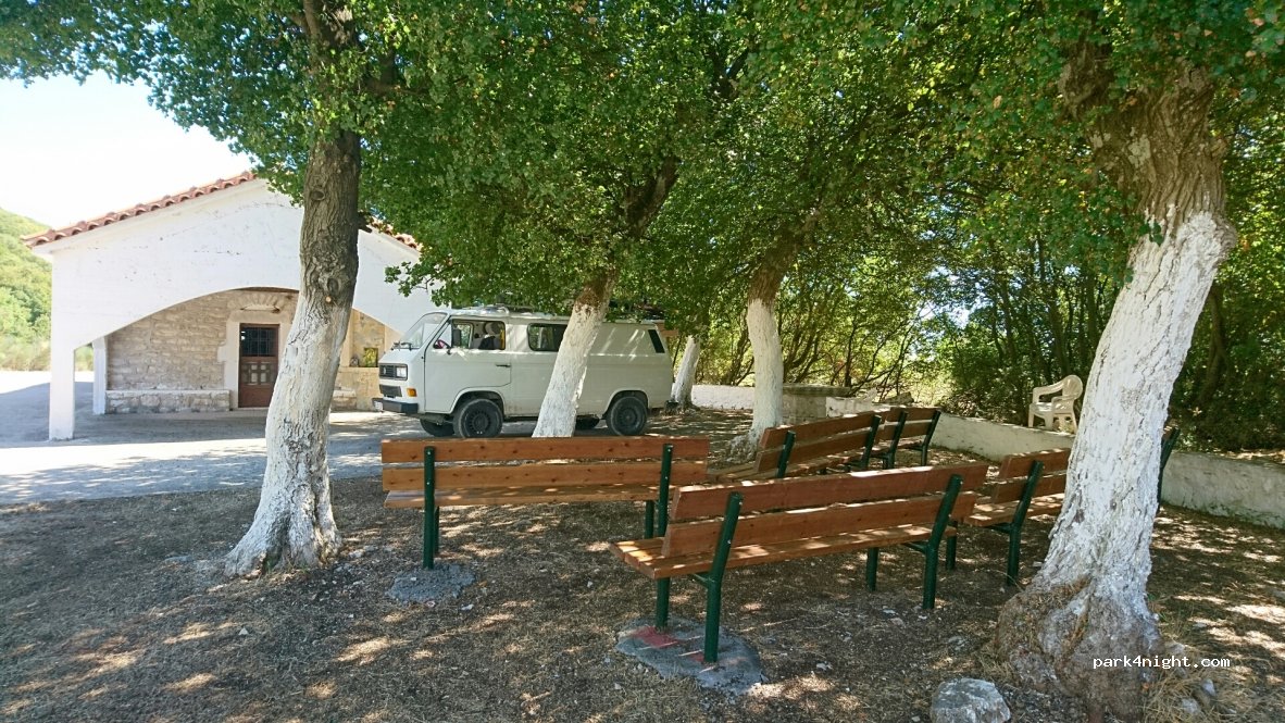 (270 56) Perivolia - Unnamed Road — foto 2