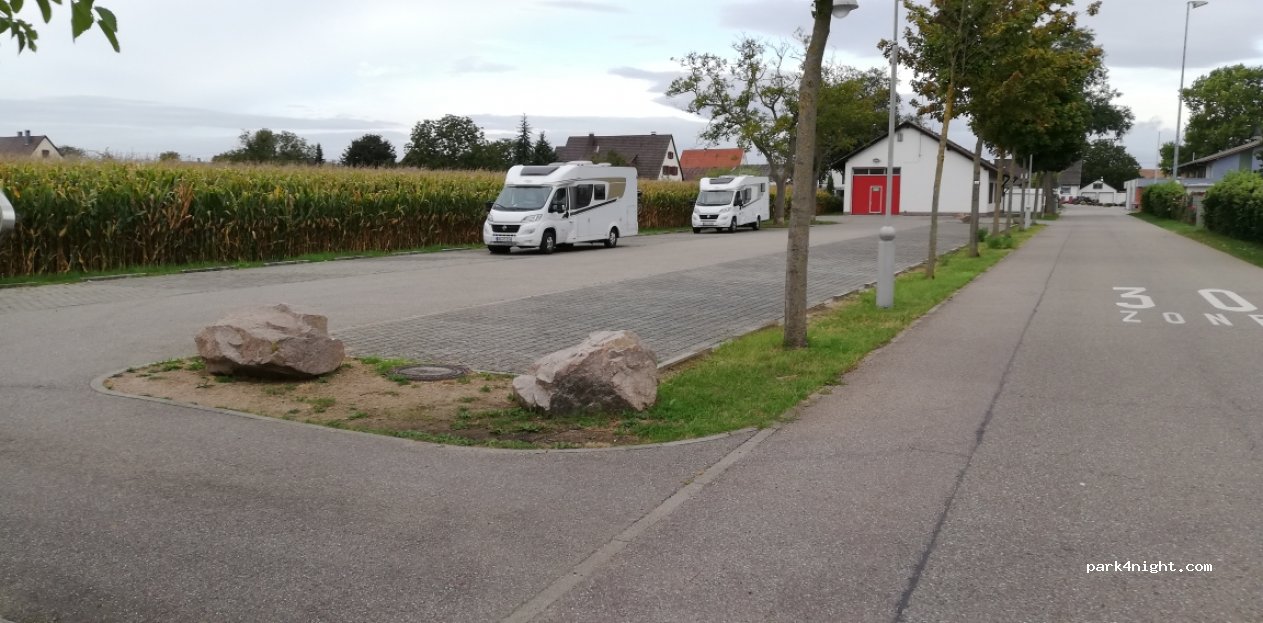 (79395) Neuenburg am Rhein - 23 Hügelheimer Straße — foto