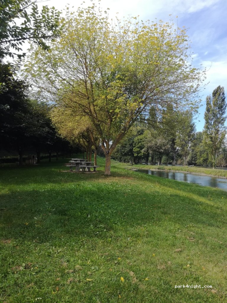 (31210) Pointis-de-Rivière - 26 Route du Brocas — foto