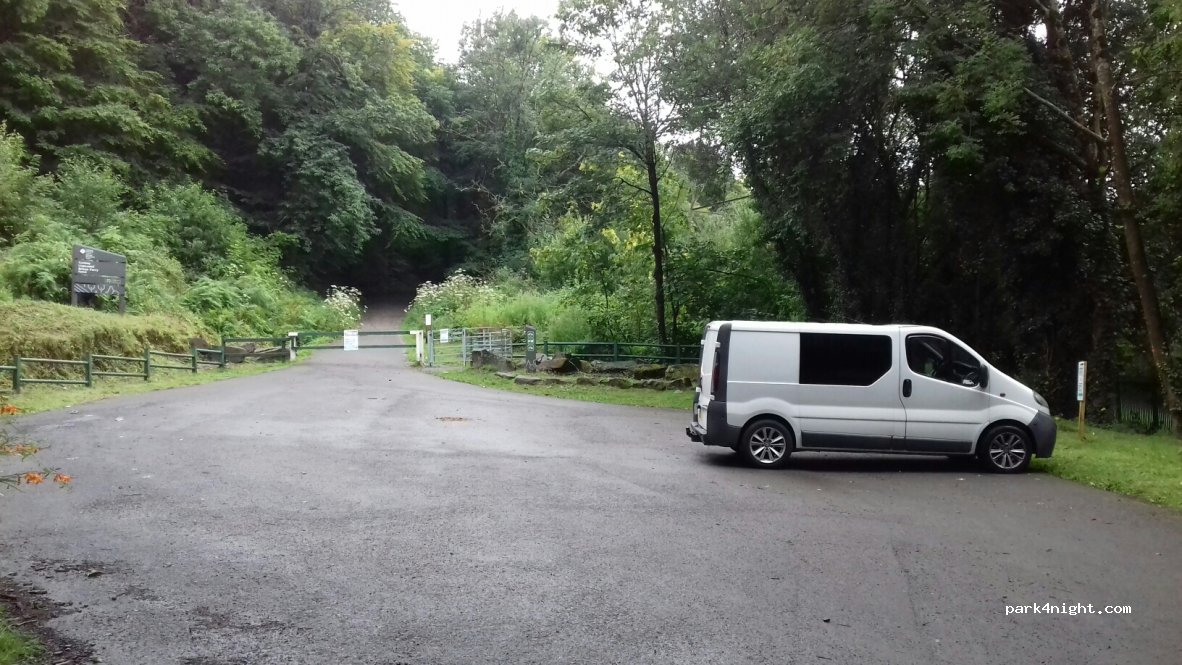 Briton ferry wood Car Park — foto 4