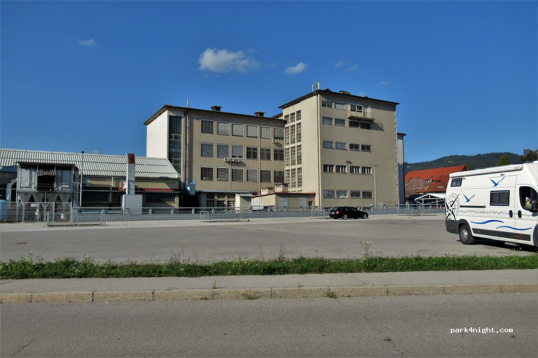 (4226) Žiri - 1 Loška cesta — foto 2