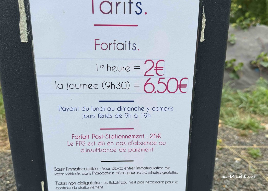 (35300) Fougères - 68 Boulevard de Rennes — foto 3