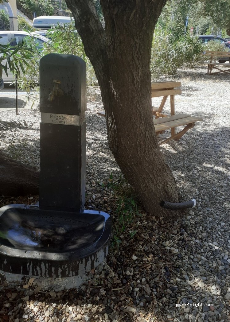 (08022) Cala Gonone - Via Cala Luna — foto 2