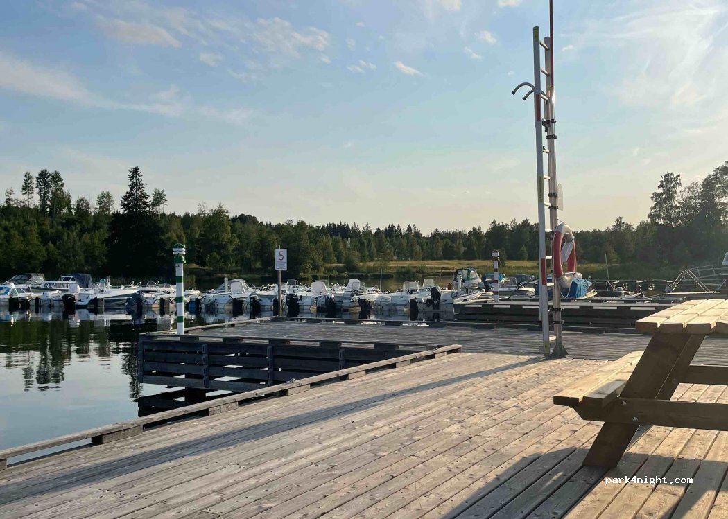 (737 30) Fagersta - 10 Båthamnsvägen — foto