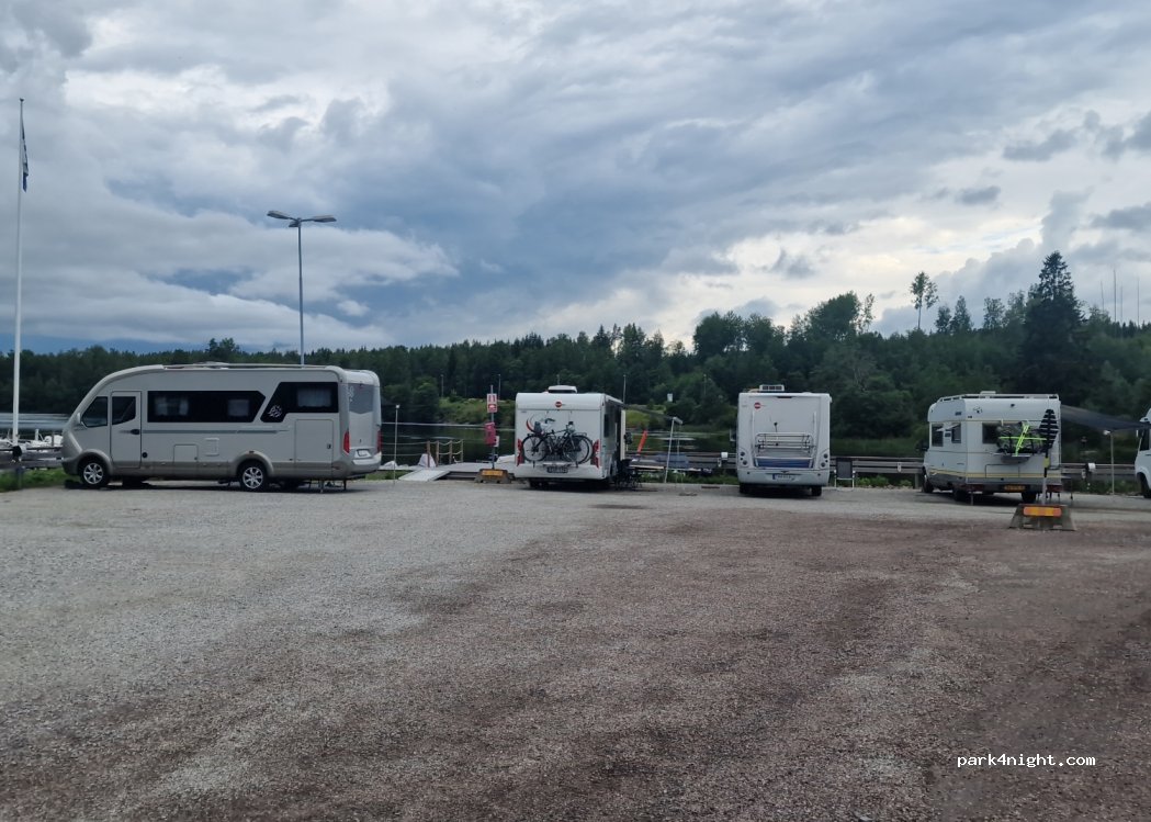 (737 30) Fagersta - 10 Båthamnsvägen — foto 3