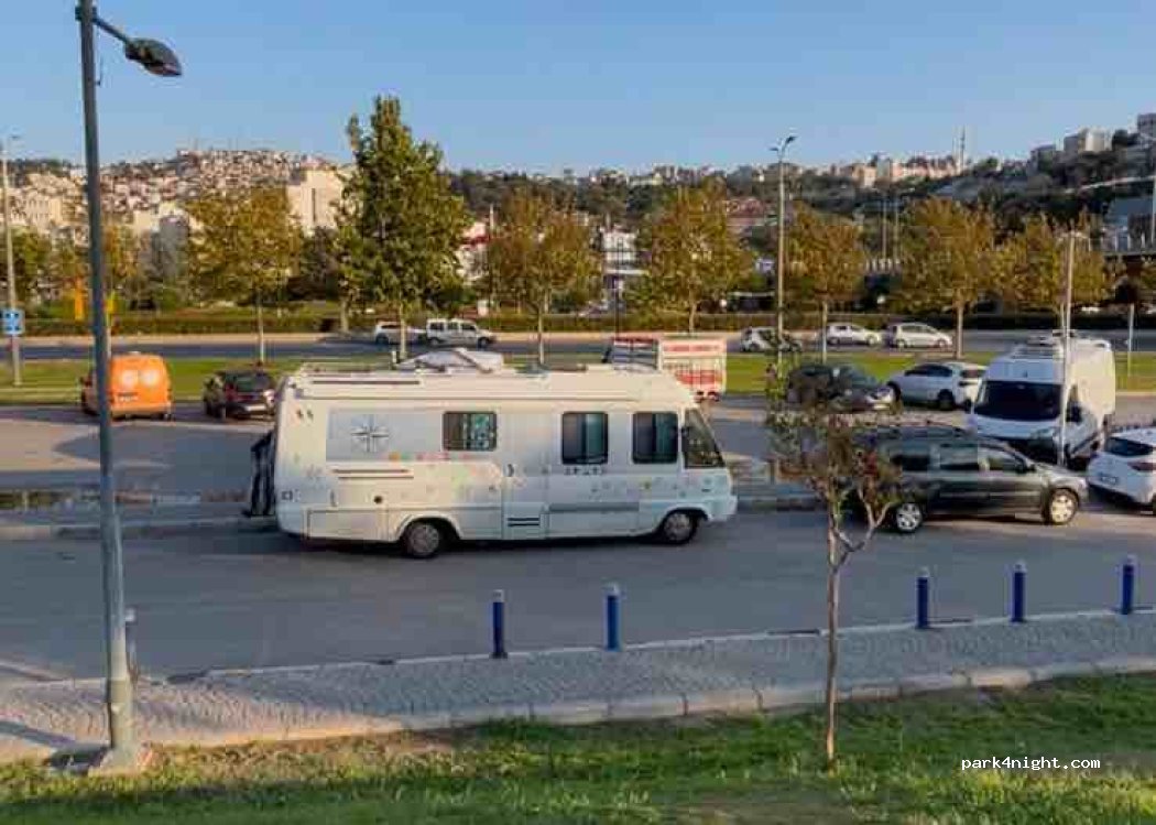 (35260) Konak - Konak Vapur İskelesi — foto 5