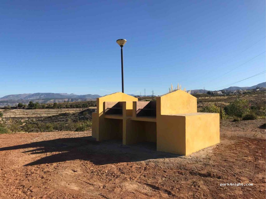 (18150) Gójar - 16 Calle A — foto 3
