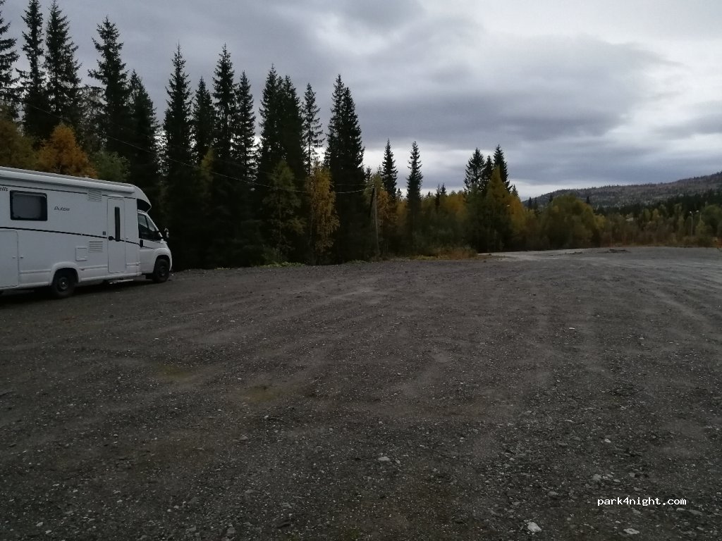 (8646)  - Unnamed Road — foto