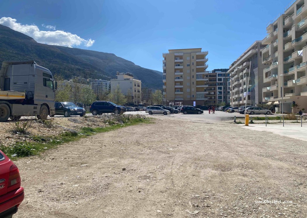 () Vlorë - Rruga Dhimitër Konomi — foto 4