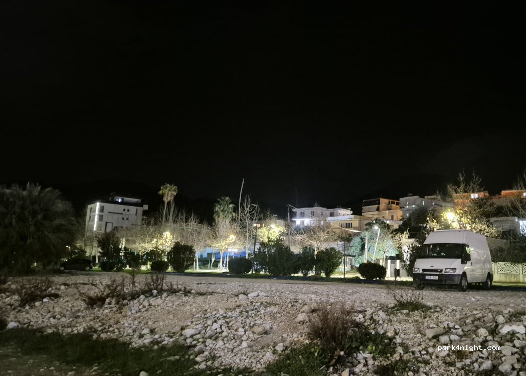 () Vlorë - Rruga Dhimitër Konomi — foto 5
