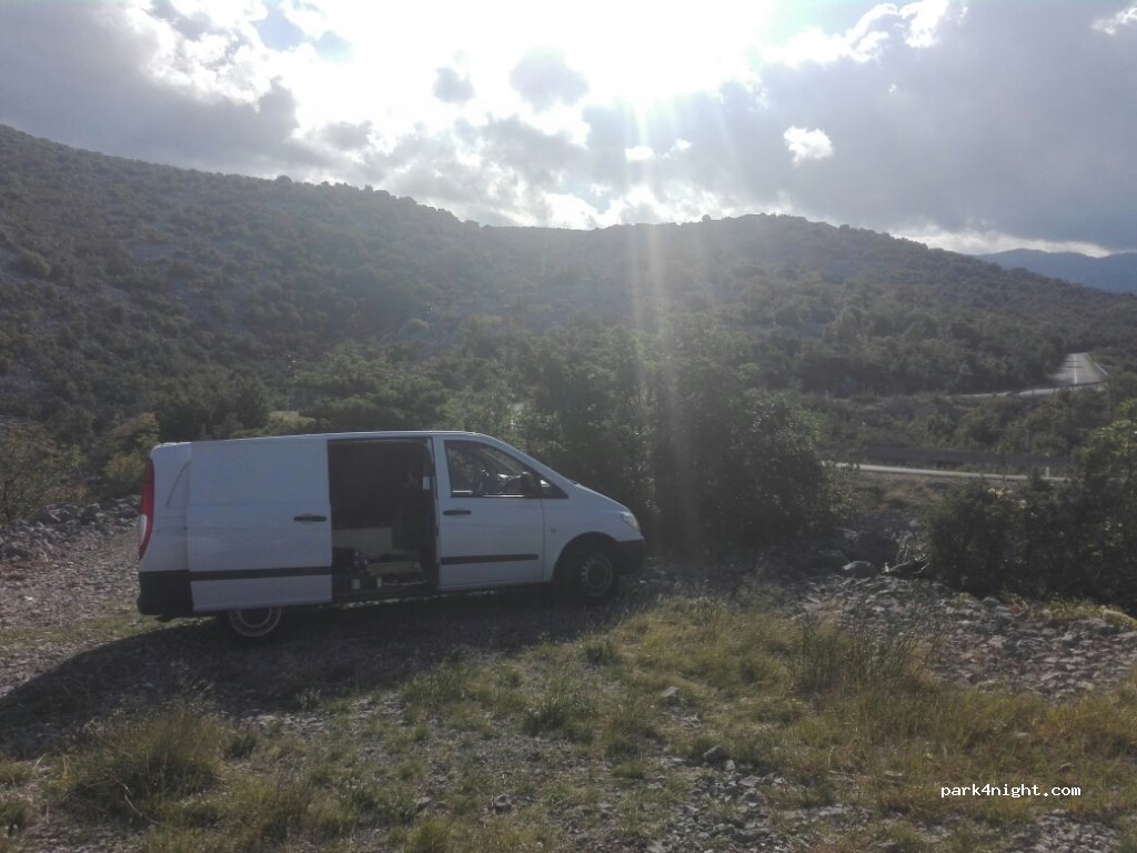 (53284) Sveti Juraj - Unnamed Road — foto